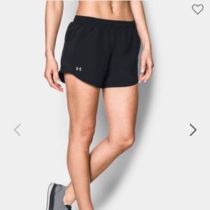 Under Armour Fly By short
